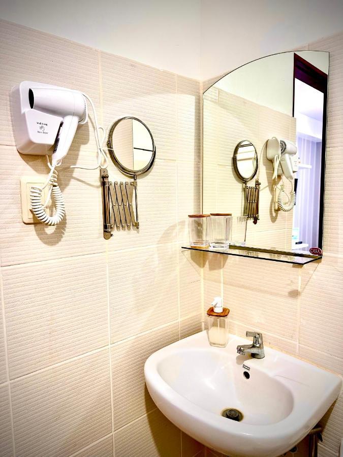Lovely Studio Condominiums At Mesavirre Garden Residences Bacolod Luaran gambar