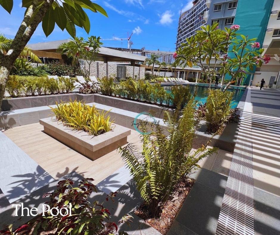 Lovely Studio Condominiums At Mesavirre Garden Residences Bacolod Luaran gambar