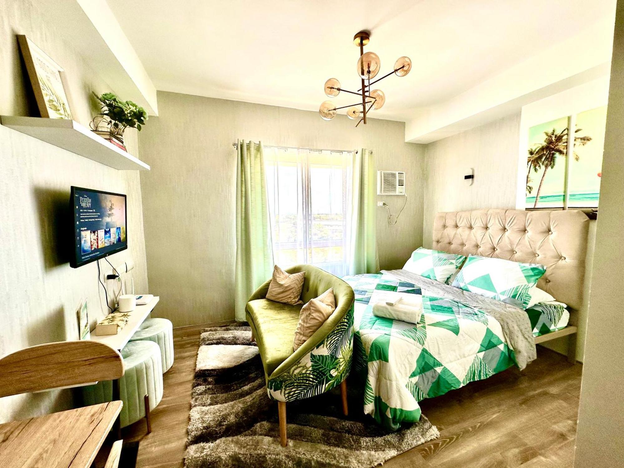 Lovely Studio Condominiums At Mesavirre Garden Residences Bacolod Luaran gambar